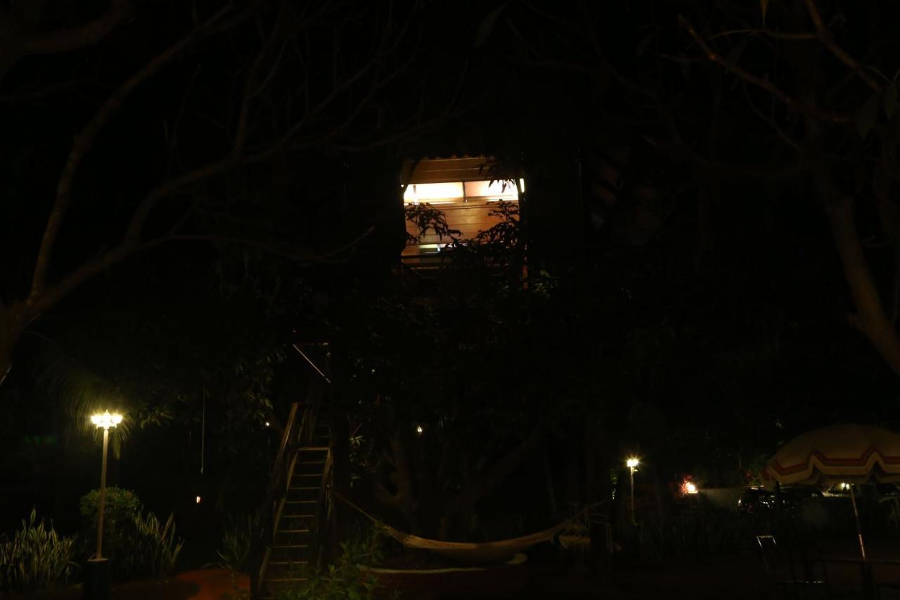 Hotel Outpost@Alibaug Alībāg Exterior foto